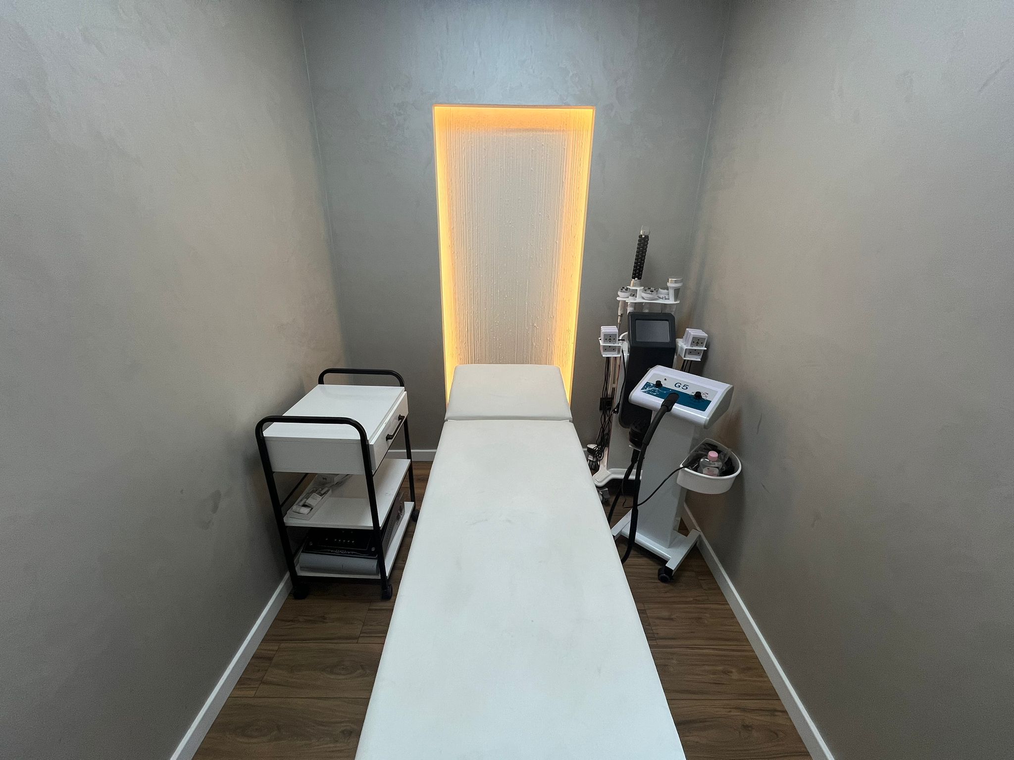 UZUN SOKAK'TA GÜZELLİK MERKEZİ